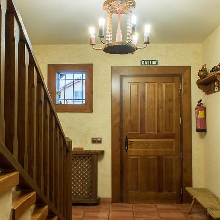 Otero de Herreros Casa Rural El Capricho מראה חיצוני תמונה