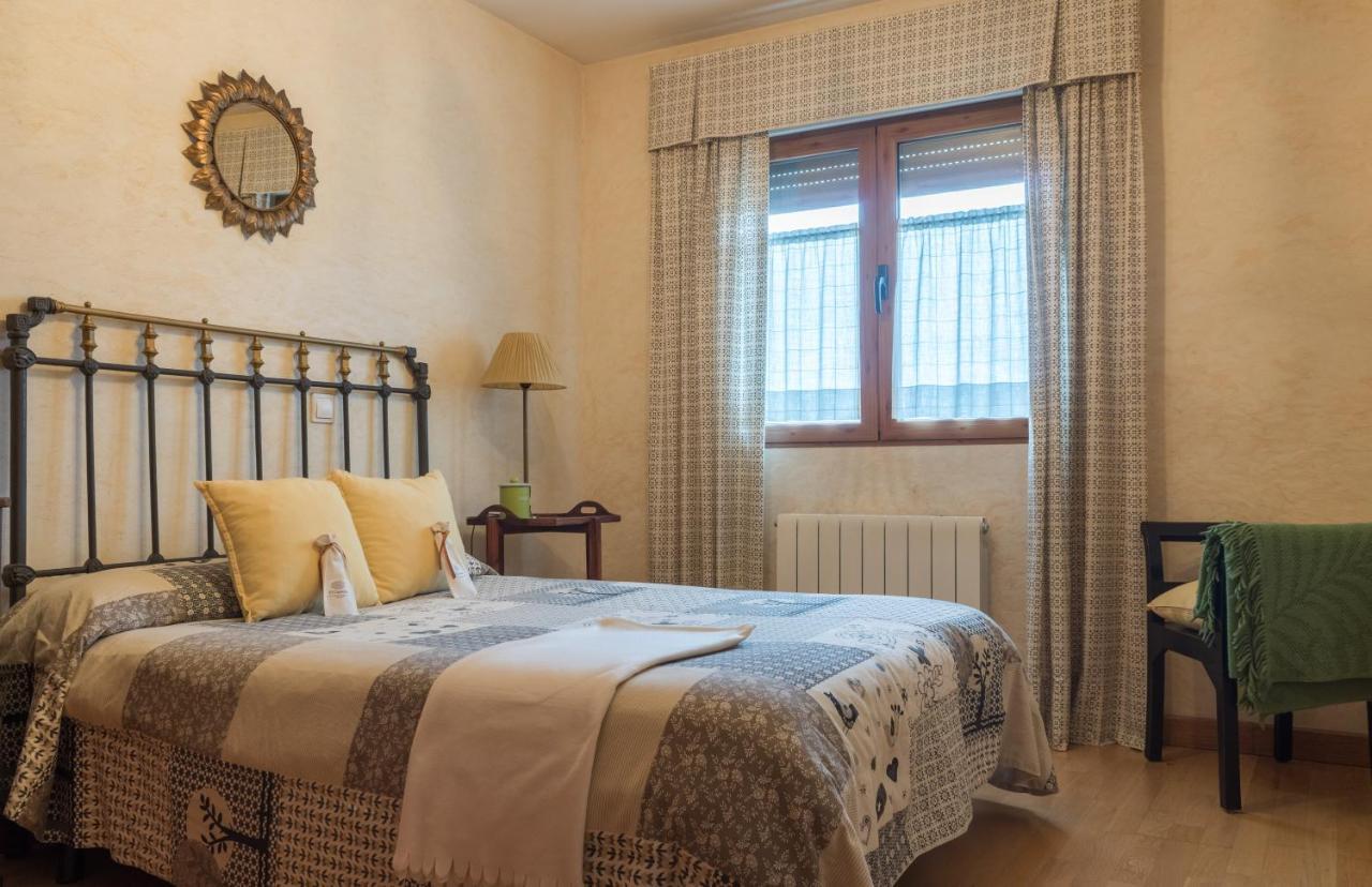 Otero de Herreros Casa Rural El Capricho מראה חיצוני תמונה