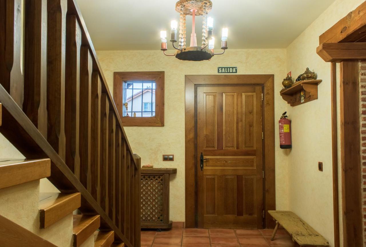 Otero de Herreros Casa Rural El Capricho מראה חיצוני תמונה