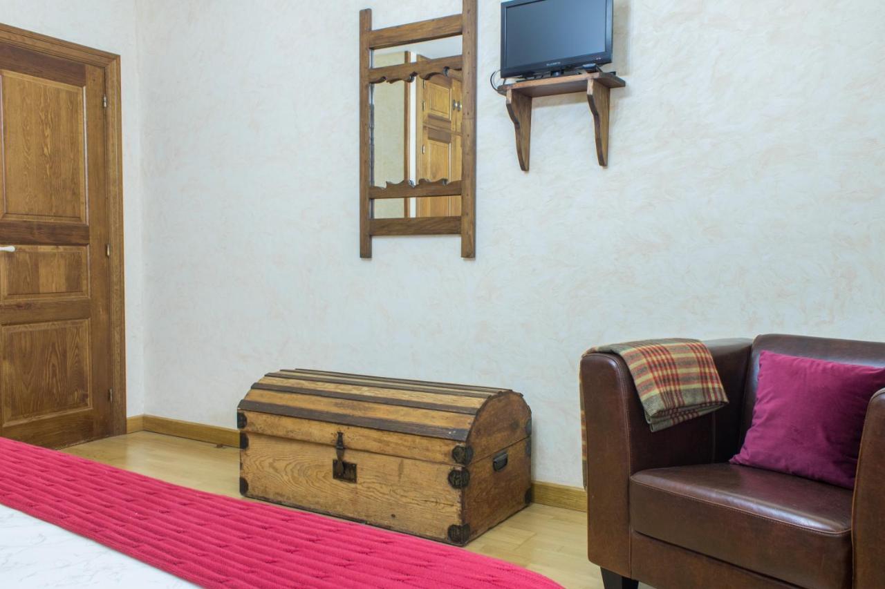 Otero de Herreros Casa Rural El Capricho מראה חיצוני תמונה